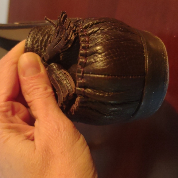 Fendi Brown Tassel Pumps - Picture 5 of 13